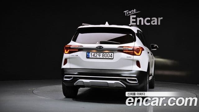 Kia Seltos 2020 — ფოტო 4/20
