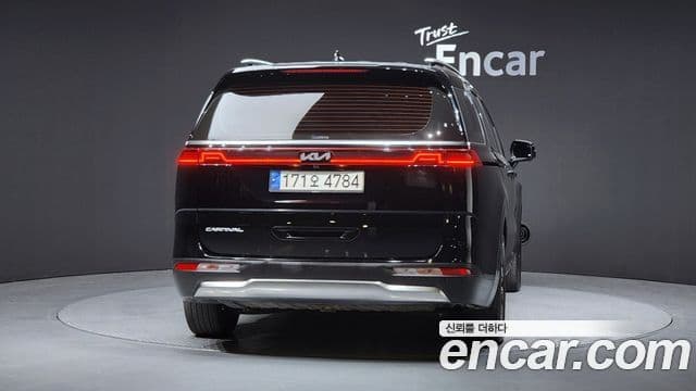 Kia Carnival 2022 — Фото 4/20