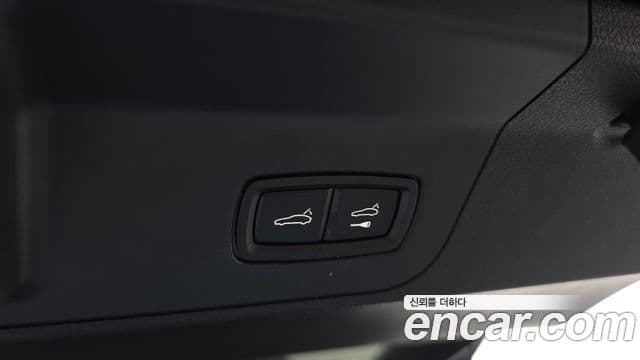 Porsche Panamera 2023 — ფოტო 20/20