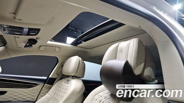 Bentley Flying Spur 2021 — Şəkil 17/20
