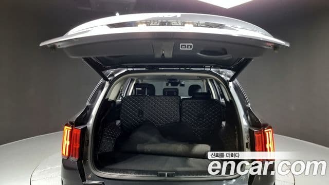 Kia Sorento 2021 — фото 20 из 20