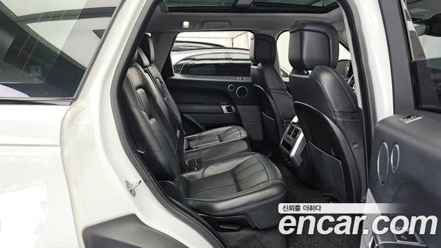 Land Rover Range Rover Sport 2018 — фото 12 из 19