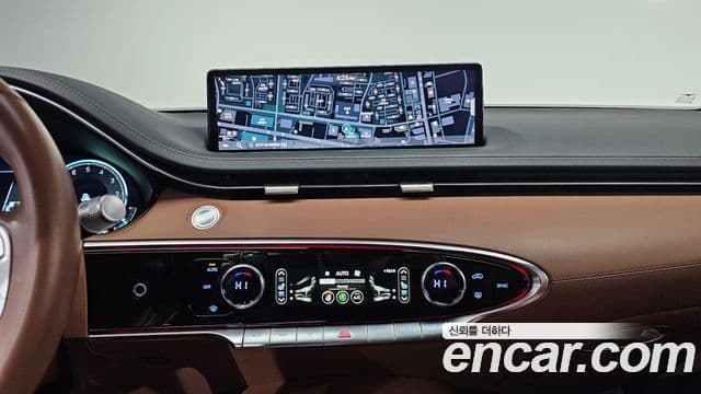 Genesis GV70 2021 — Şəkil 14/20