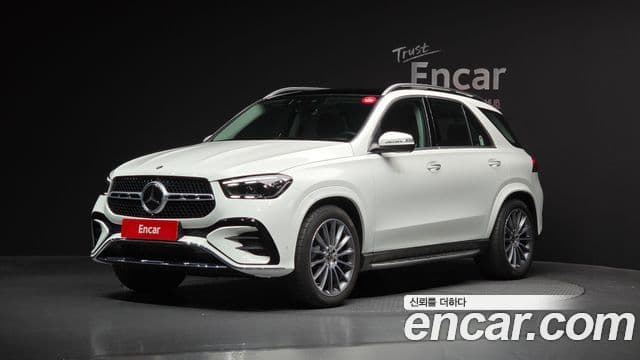 Mercedes-Benz GLE-Class 2025 — Photo 7/20