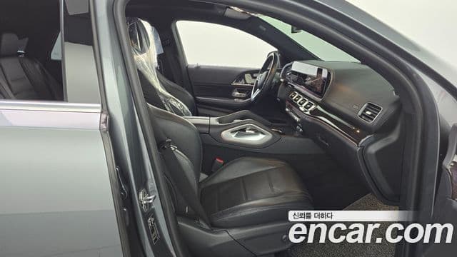 Mercedes-Benz GLE-Class 2021 — Фото 11/20