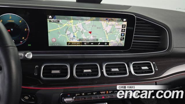 Mercedes-Benz GLE-Class 2021 — Фото 14/20