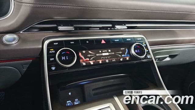Genesis GV80 2021 — Şəkil 17/20