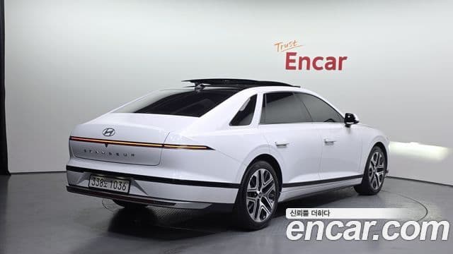 Hyundai Grandeur Hybrid 2023 — ფოტო 3/20
