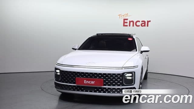 Hyundai Grandeur Hybrid 2023 — ფოტო 10/20