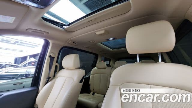 Hyundai Staria 2021 — Şəkil 19/20