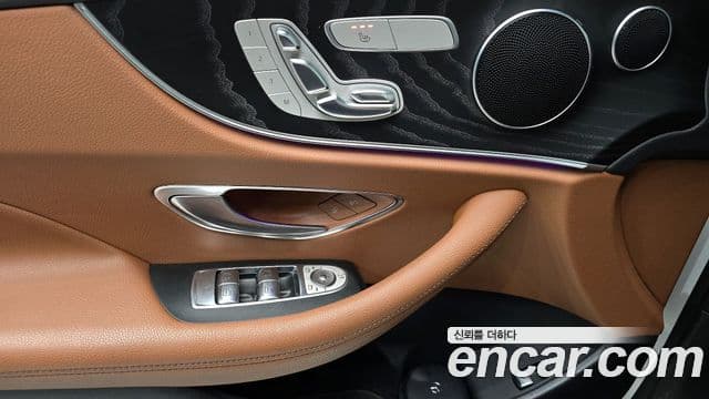 Mercedes-Benz E-Class 2019 — Şəkil 10/20