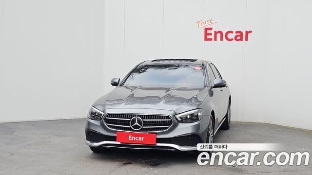 Mercedes-Benz E-Class 2021 — фото 3 из 20