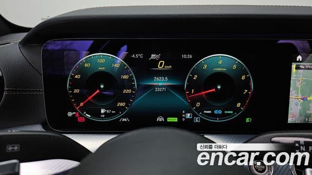 Mercedes-Benz E-Class 2021 — Şəkil 8/20