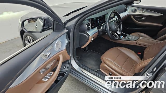 Mercedes-Benz E-Class 2021 — Şəkil 11/20