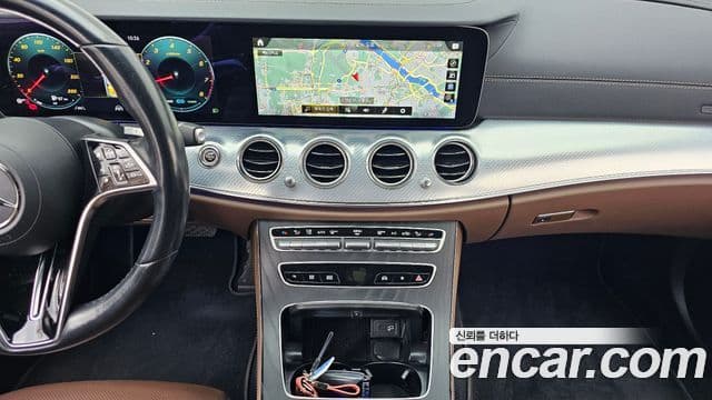 Mercedes-Benz E-Class 2021 — Şəkil 14/20