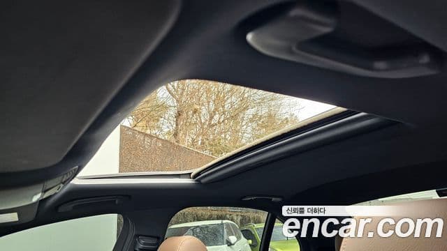 Mercedes-Benz E-Class 2021 — фото 19 из 20