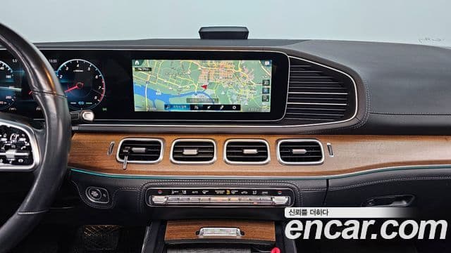 Mercedes-Benz GLE-Class 2021 — фото 19 из 20