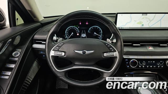 Genesis Electrified G80 2022 — фото 13 из 20