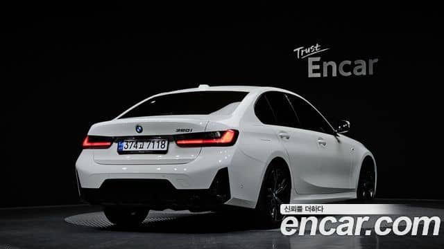 BMW 3 Series, 2023