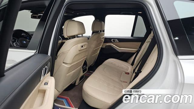 BMW X5 2021 — фото 12 из 20