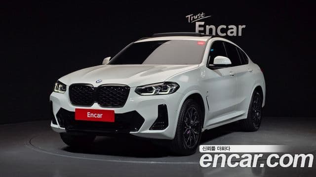 BMW X4, 2022