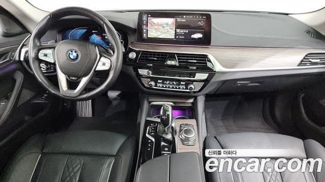 BMW 5 Series 2022 — фото 7 из 20