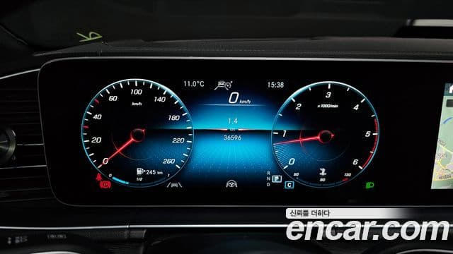 Mercedes-Benz GLS-Class 2022 — фото 8 из 20