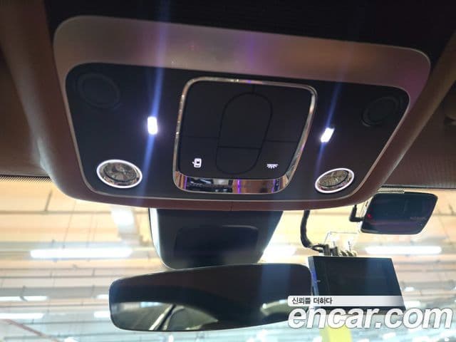 Bentley Continental GT 2020 — ფოტო 13/20