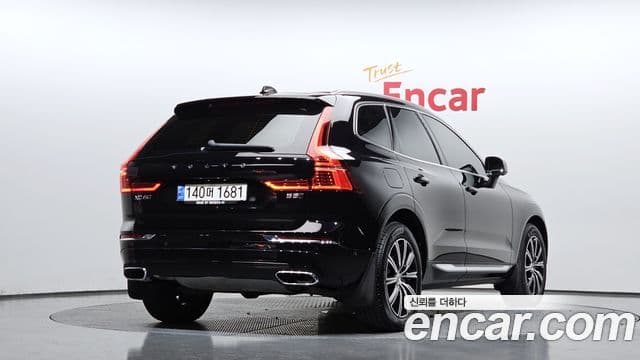 Volvo XC60 2021 — Şəkil 2/20