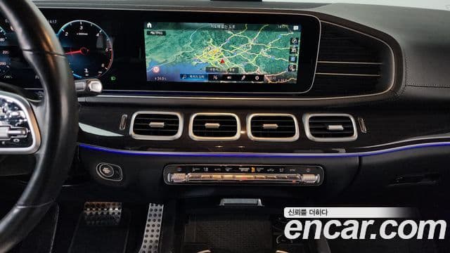 Mercedes-Benz GLE-Class 2021 — ფოტო 14/20