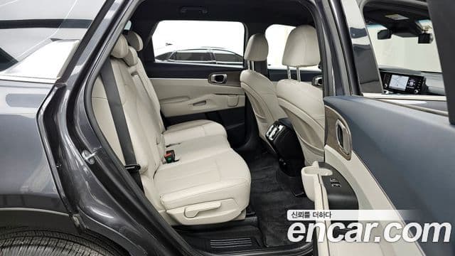 Kia Sorento 2022 — ფოტო 12/20