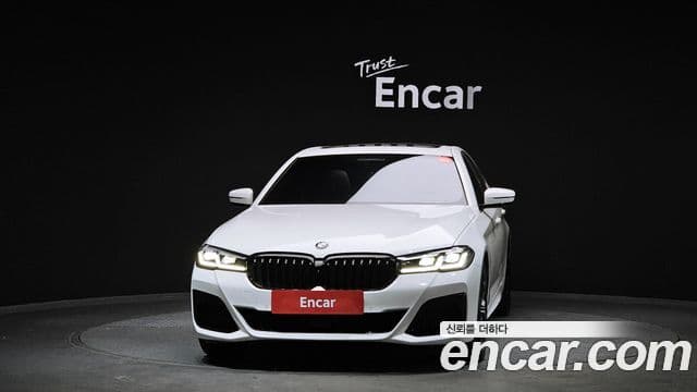 BMW 5 Series 2021 — Photo 7/20