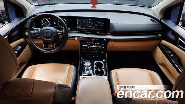 Kia Carnival 2020 — ფოტო 7/20
