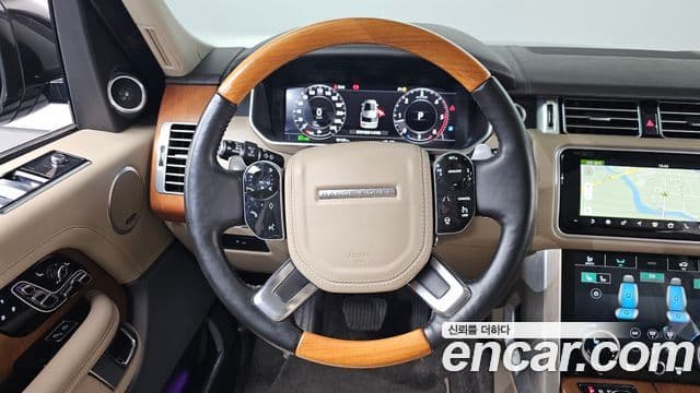 Land Rover Range Rover 2018 — Фото 13/20