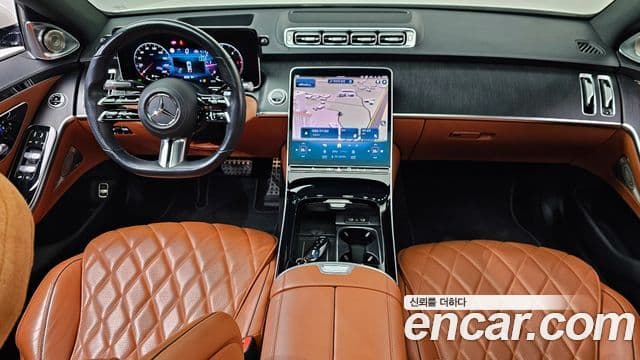 Mercedes-Benz S-Class 2022 — Photo 11/20