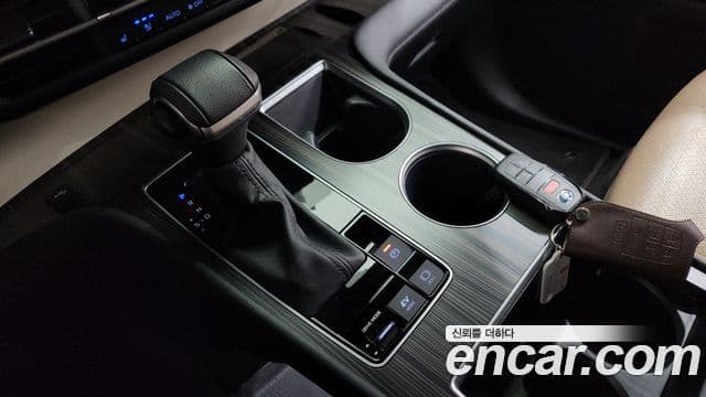 Toyota Sienna 2023 — Şəkil 7/20