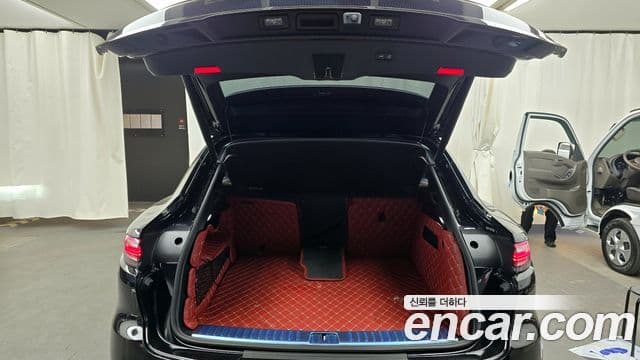 Porsche Cayenne 2022 — ფოტო 20/20