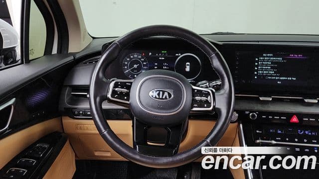 Kia Carnival 2021 — Şəkil 13/20