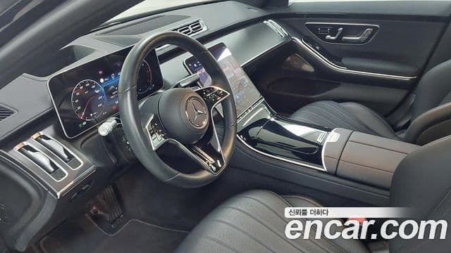 Mercedes-Benz S-Class 2025 — ფოტო 14/20