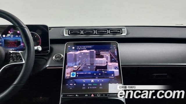 Mercedes-Benz S-Class 2025 — ფოტო 16/20