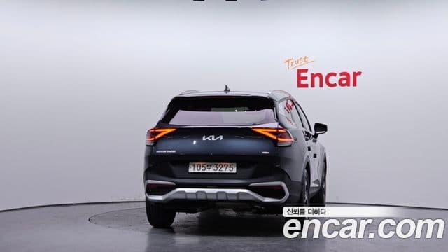 Kia Sportage 2022 — ფოტო 3/20