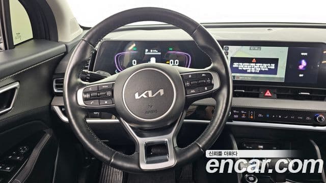 Kia Sportage 2022 — ფოტო 13/20