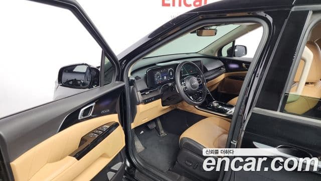 Kia Carnival 2023 — Şəkil 11/20