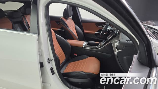 Mercedes-Benz C-Class 2022 — фото 12 из 20