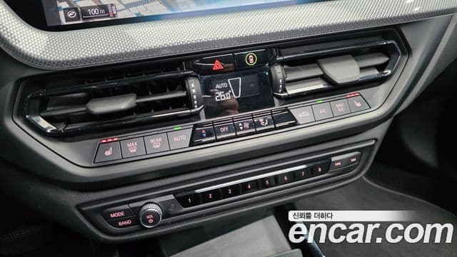 BMW 1 Series 2022 — Şəkil 6/20