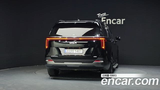 Kia Carnival 2024 — ფოტო 4/20