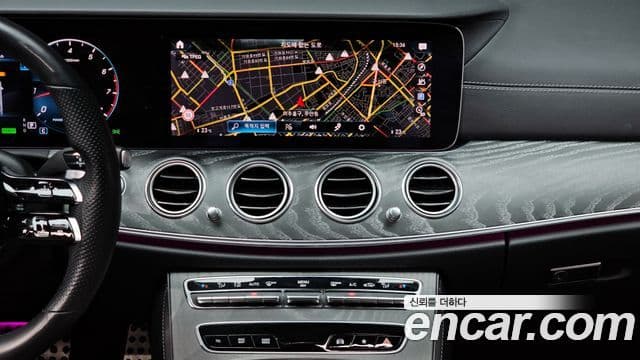 Mercedes-Benz E-Class 2022 — Şəkil 14/20