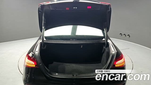 Mercedes-Benz E-Class 2022 — Şəkil 20/20