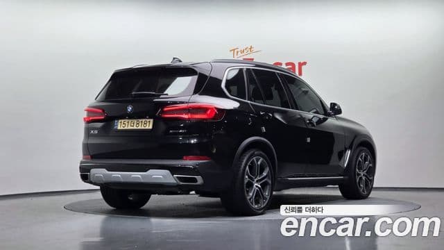 BMW X5 2021 — Photo 14/20