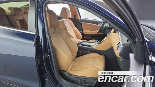 Genesis G70 2021 — ფოტო 12/20